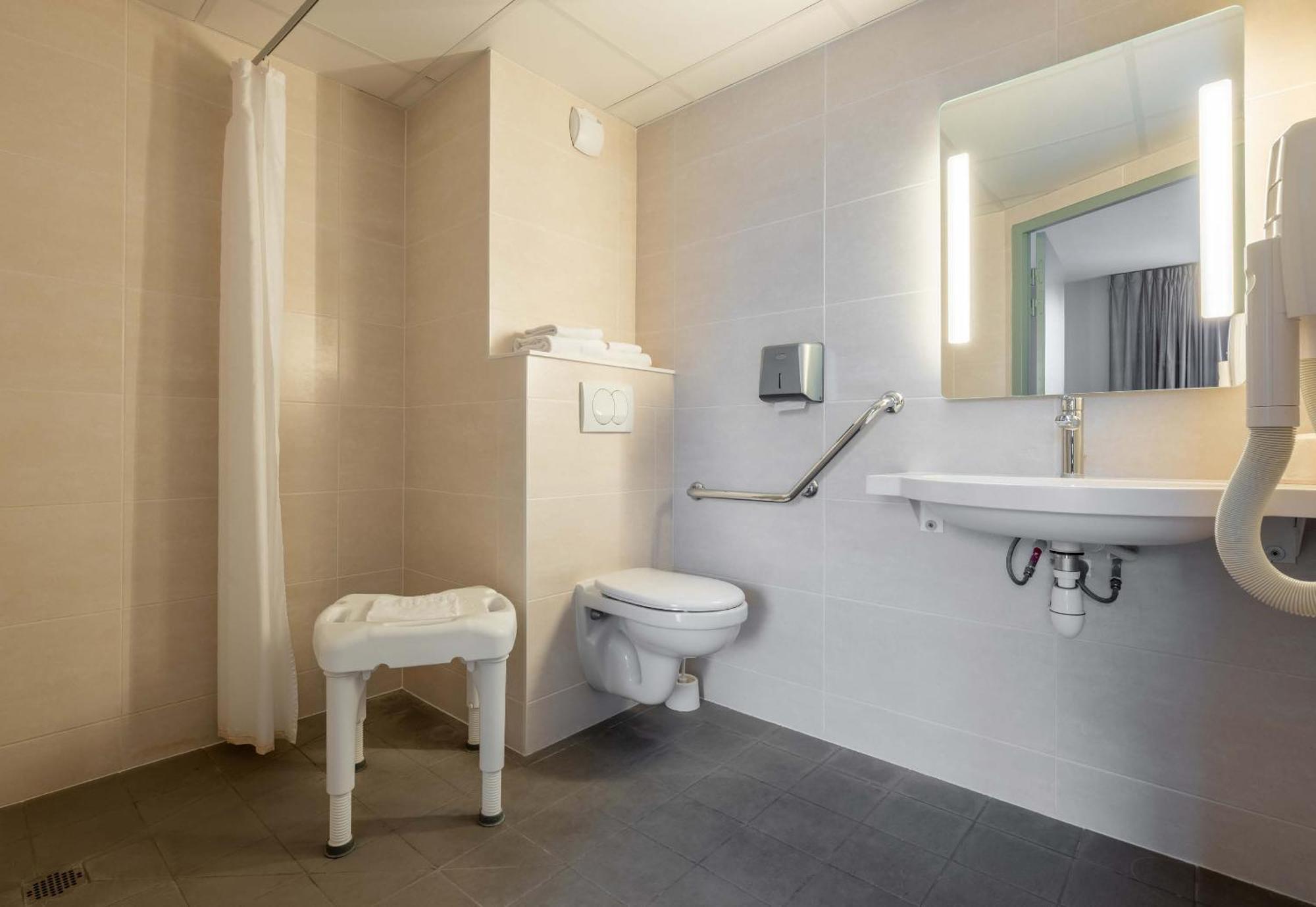 B&B Hotel Annemasse Saint-Cergues Exterior photo